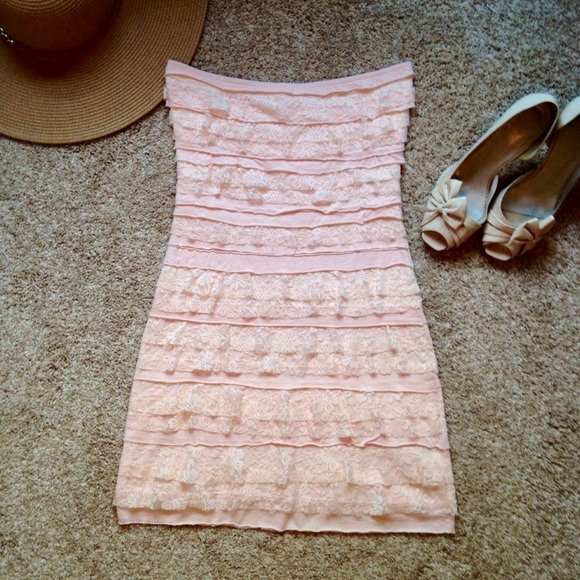 Express Lace Ruffle Dress - Picture 2 of 3